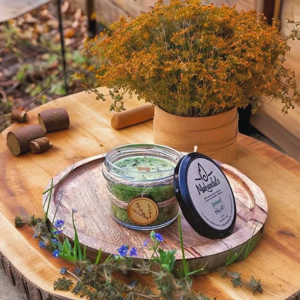 Świeca zapachowa z ekstraktem - Tymianek 3 Naturalna świeca zapachowa z ekstraktem z tymianku - na zatoki i katar